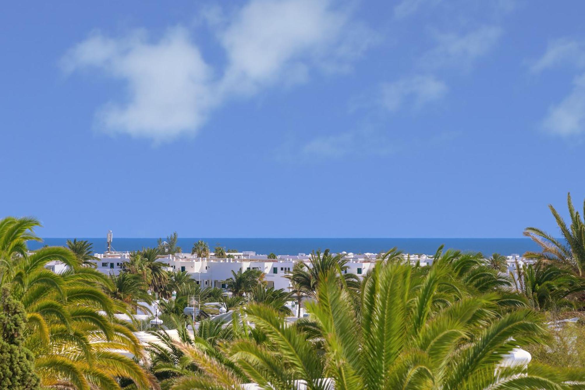 Oasis De Lujo - Luxury Boutique Villa Costa Teguise Bagian luar foto