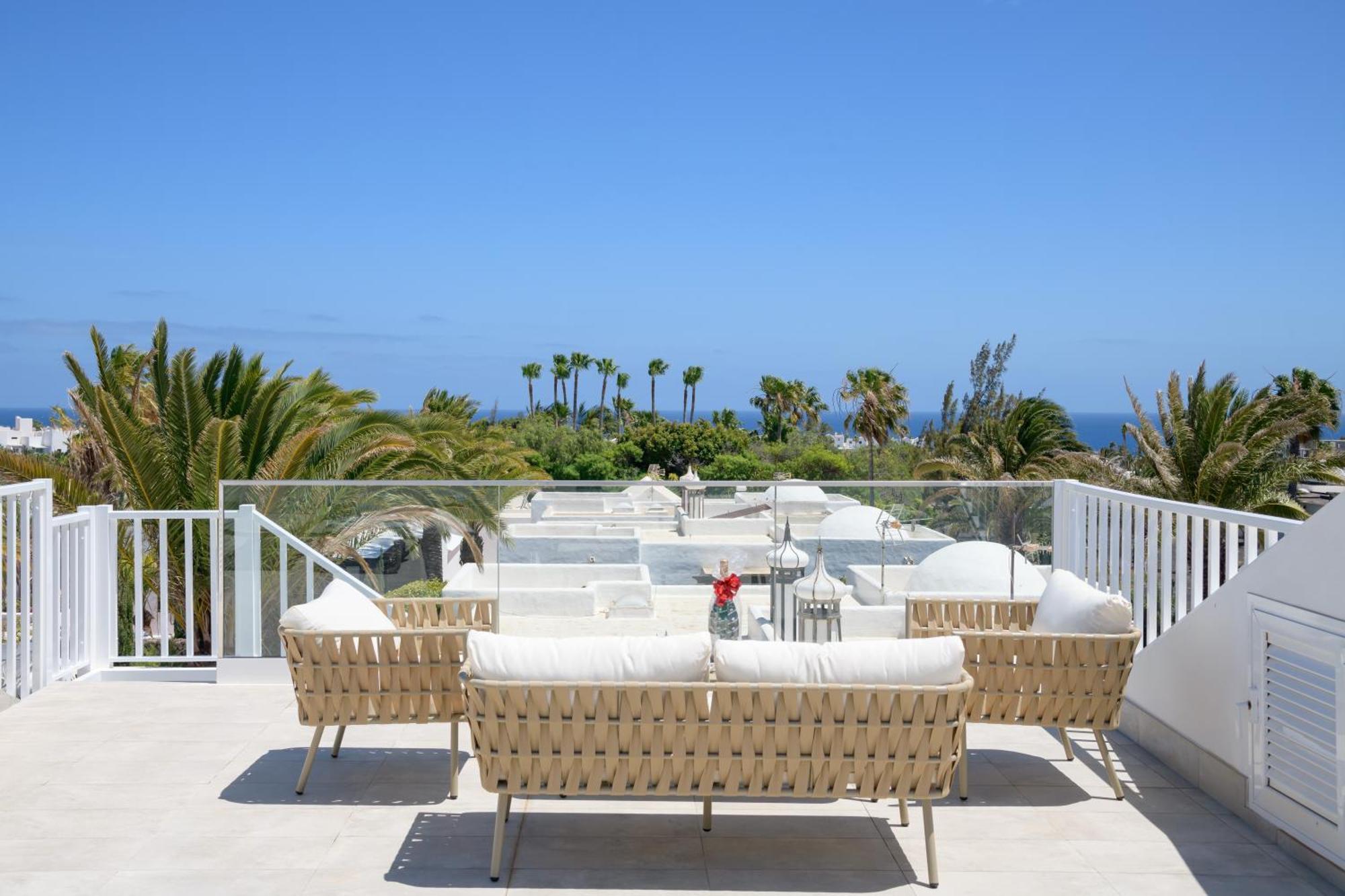 Oasis De Lujo - Luxury Boutique Villa Costa Teguise Bagian luar foto
